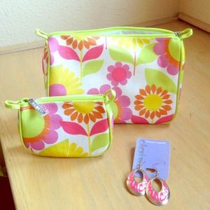 🌸Two Clinique Makeup Bags🌸