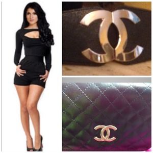 Black Jumper fits like a sm-med