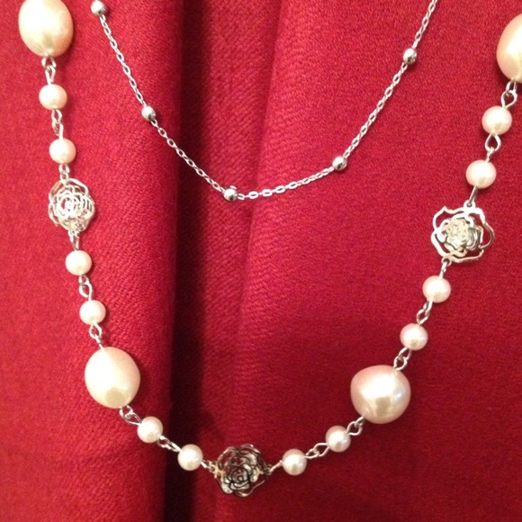 🎉sale🎉Coco necklets