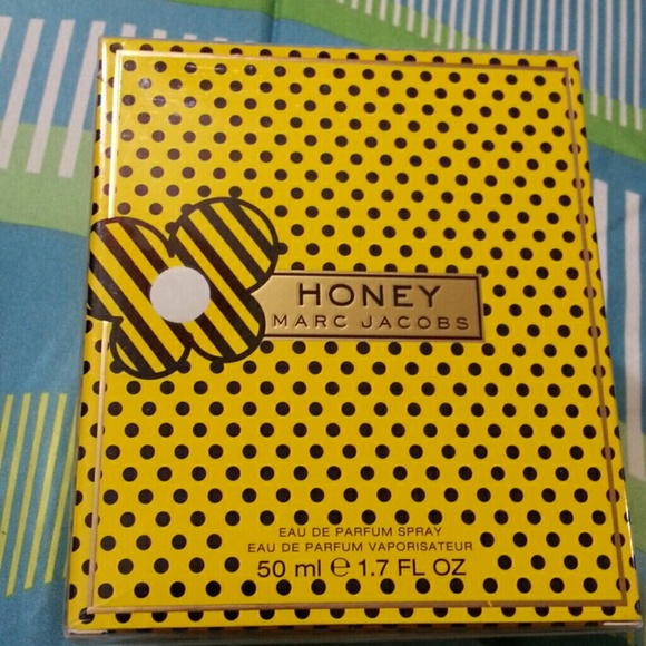 New sealed Honey perfum by Marc Jacobs 1.7oz