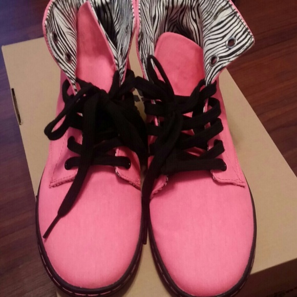 Downsizing never worn