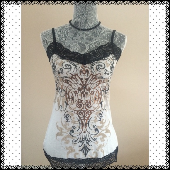 Maurices Tops - Maurices lace trim tank top
