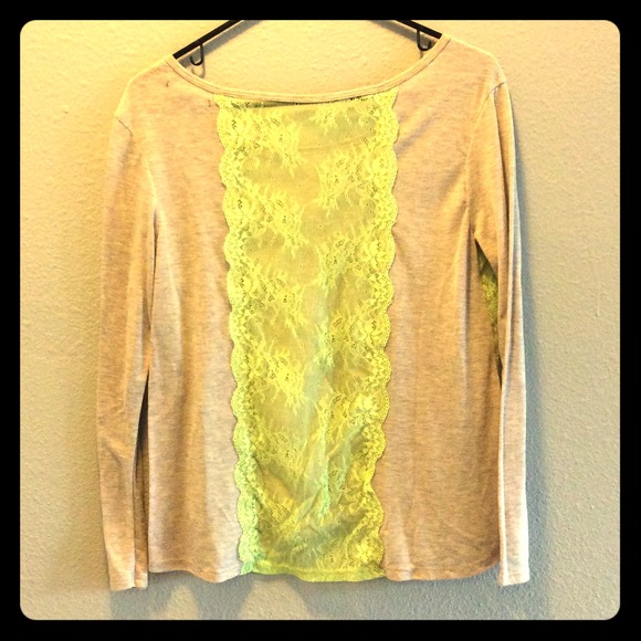 🚫SOLD💗 AE Tan with lime green lace top 💗 - Picture 1 of 3