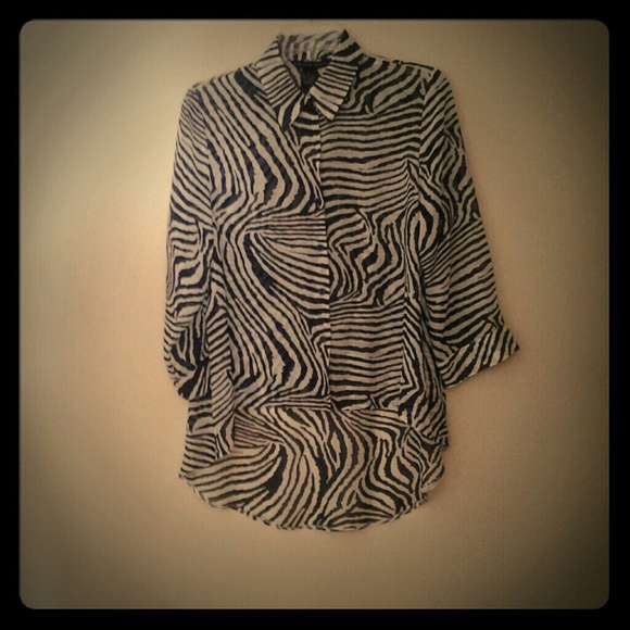 New short front and long back tunic