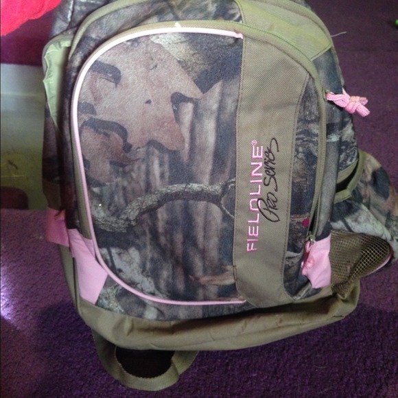 camo back pack
