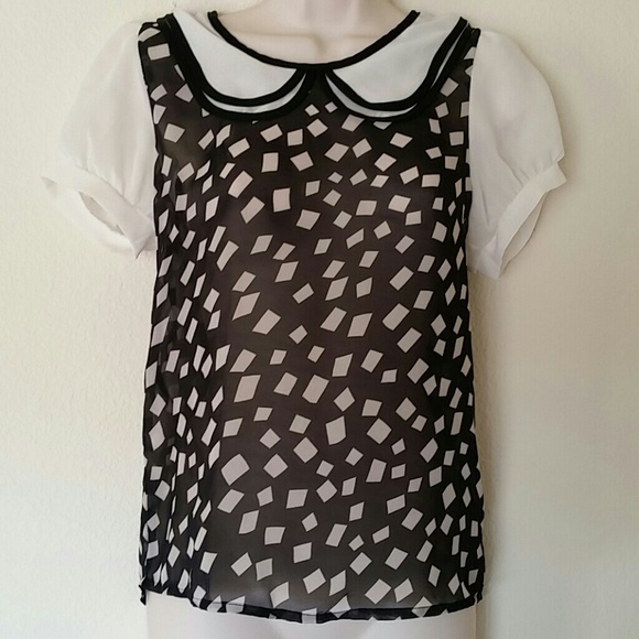 Sheer top with collar