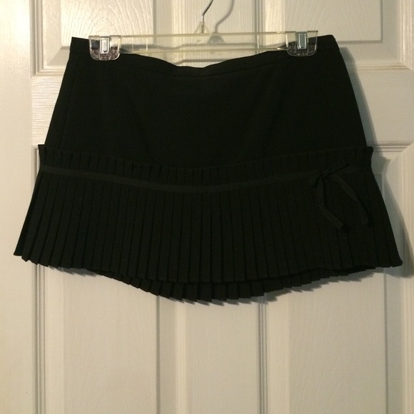 ⬇️PRICE REDUCED Black Skirt