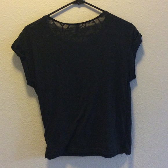 🚫SOLD💗 H&M see through Aztec pattern tee 💗 - Picture 4 of 4