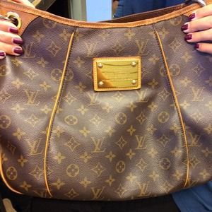 Louis Vuitton galliera