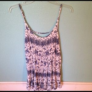 TRADED Blue Floral Jada