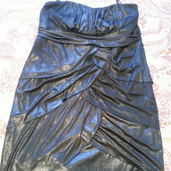 ****SOLD***** Gorgeous Metallic dress