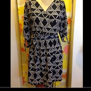 Long, navy patterned top