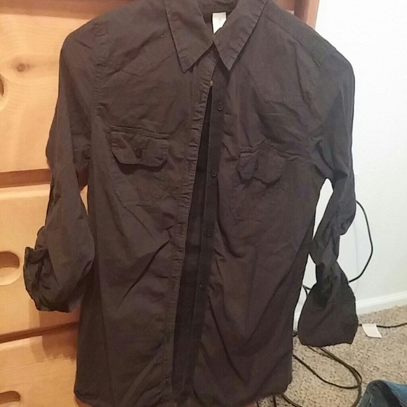 Black button up shirt. No Boundaries