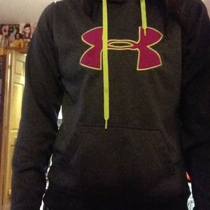 Under Armour Semi-fitted sweatshirt