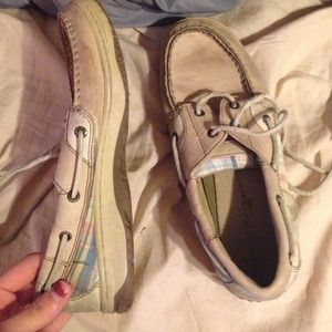 Like new sperrys