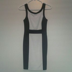 Black and Off-White Sleeveless Dress