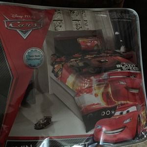 RESERVED 💥 Brand new twin size cars comforter