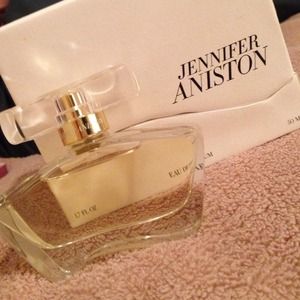 Jennifer Aniston perfume