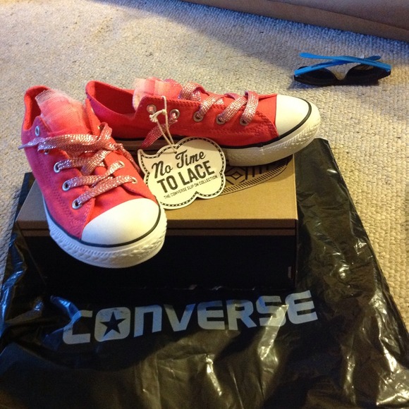 Converse Shoes - Converse pink shoes very nice girls/junior size 3