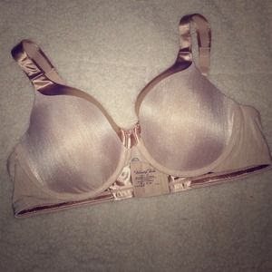 40C NWOT bra