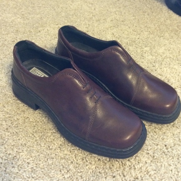 brown heeled boots