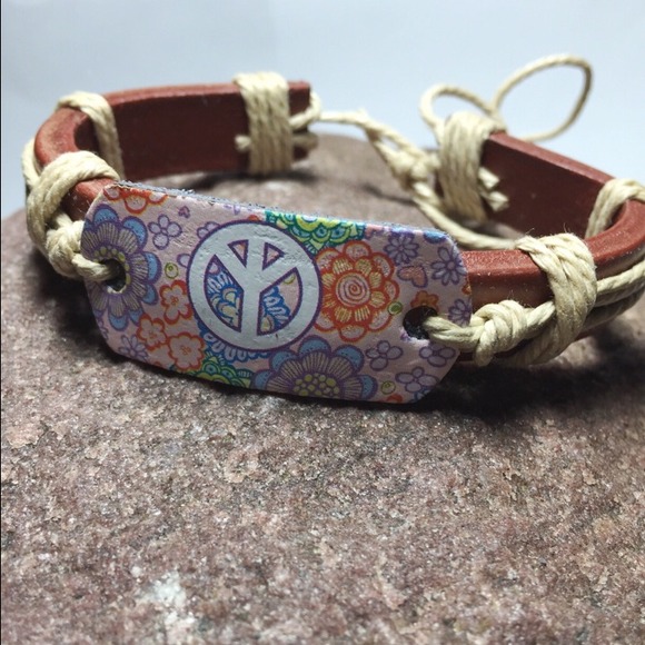 Jewelry - Leather and macramé peace symbol bracelet