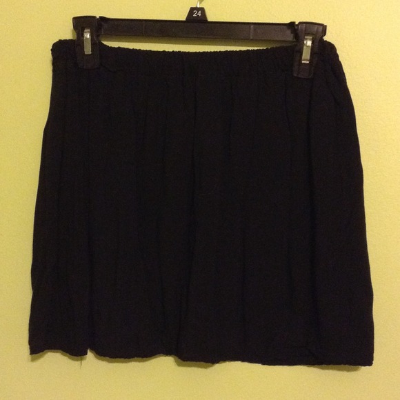 Brandy Melville Skirt