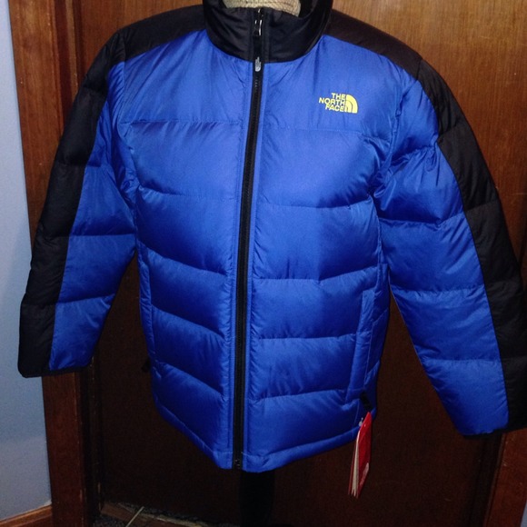 Northface jacket prefer to sell on PayPal