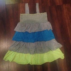 Kids dress size 5t