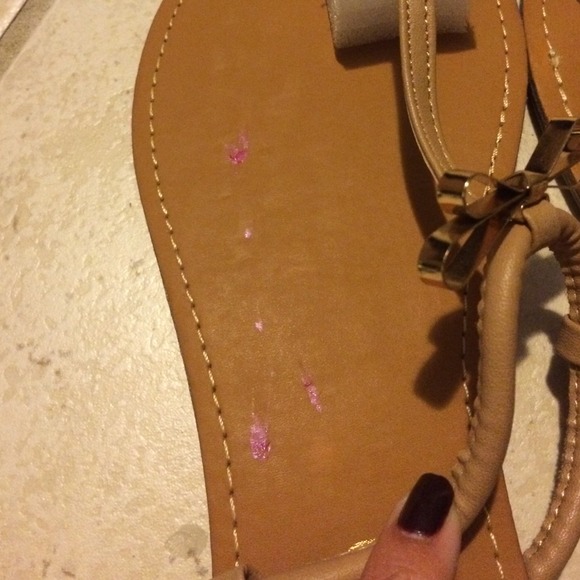 Camel color sandals with bow - Picture 2 of 2