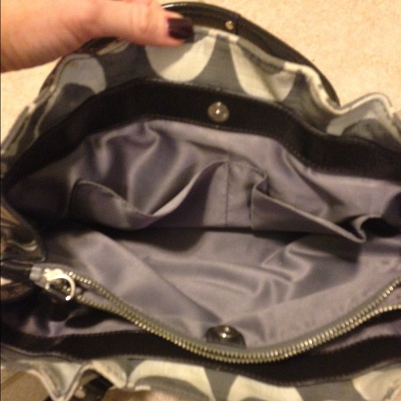 Sold - Picture 3 of 4