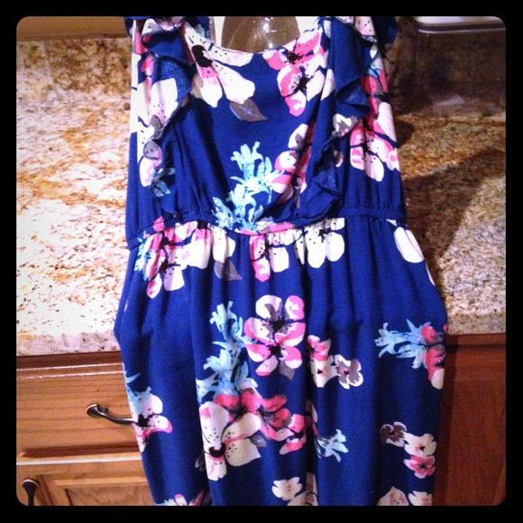 Very cute, short sun dress from rue 21!