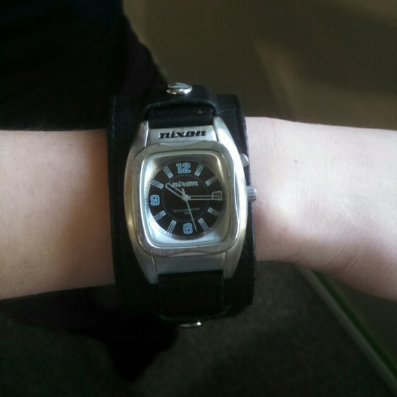 Nixon black leather strap watch