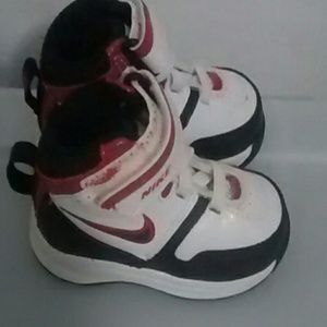 Baby Boy Nike never worn