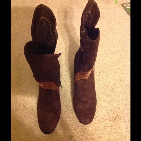 Brown boots