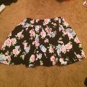 L.A. Hearts Skater Skirt