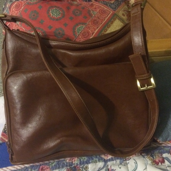 Brown shoulder or cross body bag - Picture 3 of 3