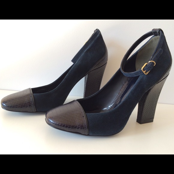 TORY BURCH Shoes - TORY BURCH BLUE GRACIE PUMP, SIZE 9.5