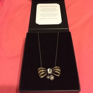 JewelMint Bow Necklace