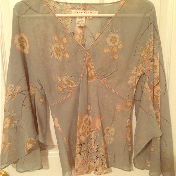 Studio M blouse - Picture 1 of 2