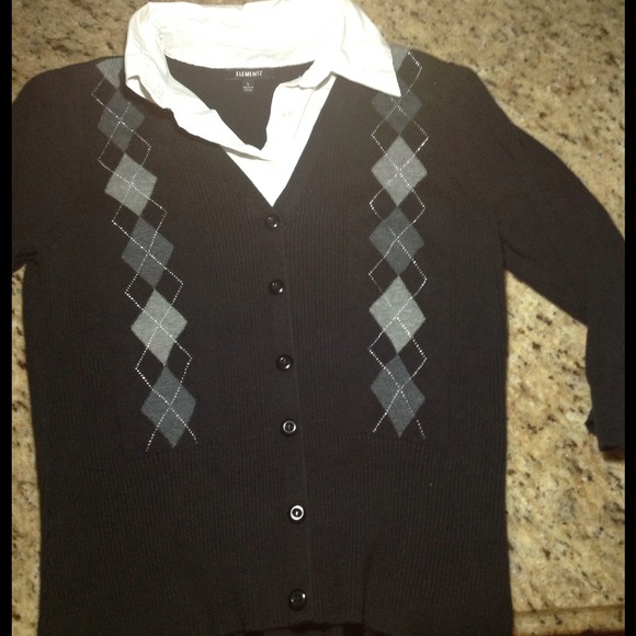 >>Sold<<<ELEMENTS TOP - Picture 2 of 2