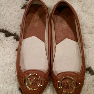 Michael Kora flats, brown
