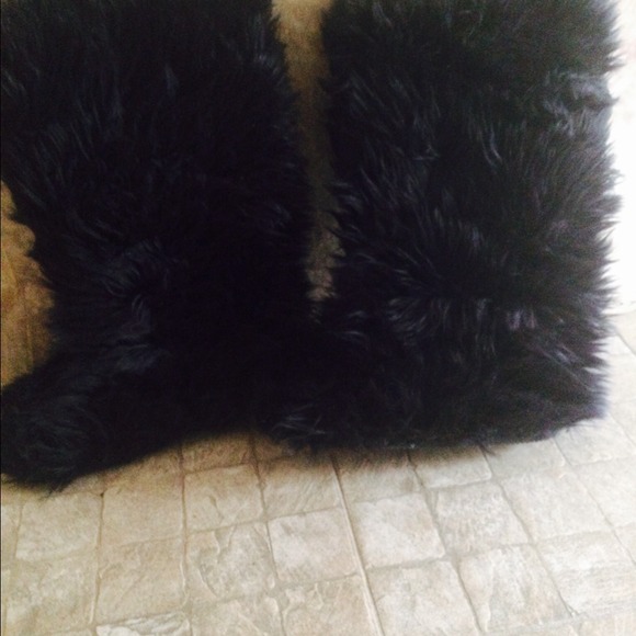 Shoes - Big Foot Boots