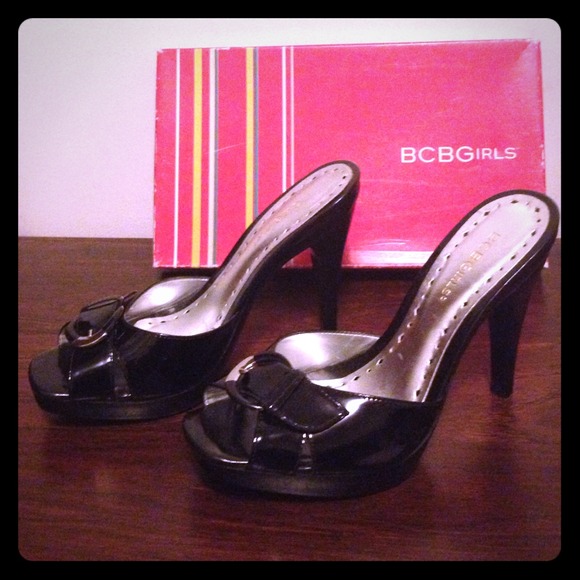 BCBGIRLS patent leather slingbacks
