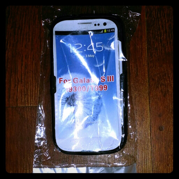 Galaxy S3  Cell phone holster clip
