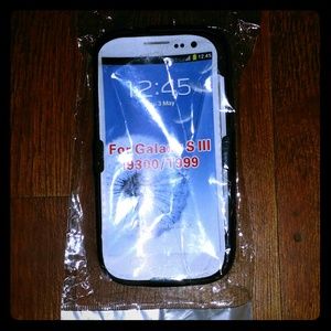 Galaxy S3  Cell phone holster clip