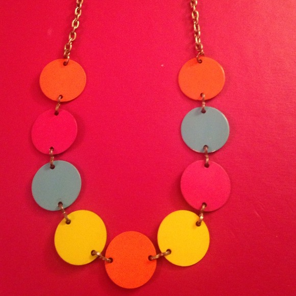 Statement necklace multi color