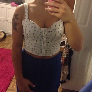 Crop top