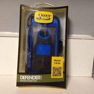 NWT otter box defender case BOGO 50%