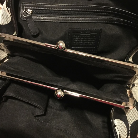 Coach Handbag! - Picture 3 of 3